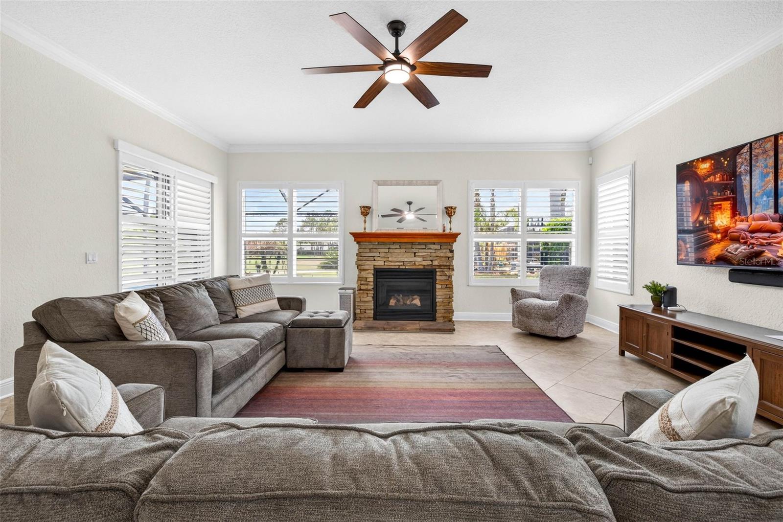 Image 15 of 87 For 5905 Cherry Oak Drive