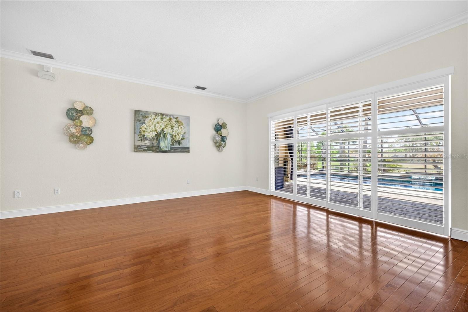 Image 26 of 87 For 5905 Cherry Oak Drive