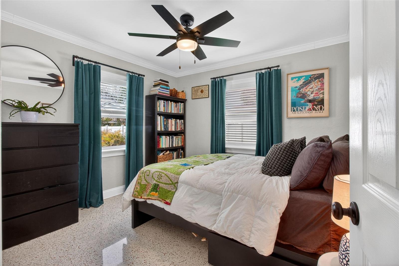 Image 29 of 37 For 5214 25th Avenue N