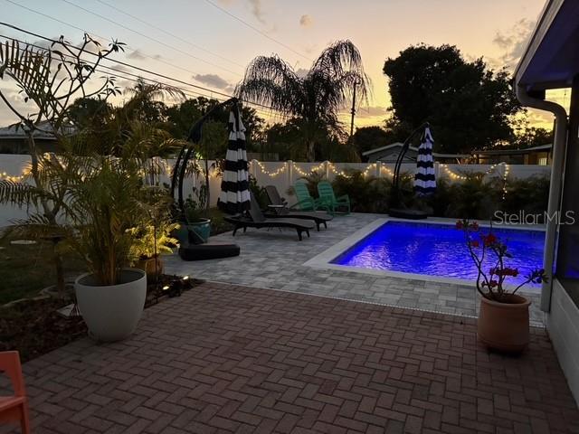 Image 4 of 37 For 5214 25th Avenue N