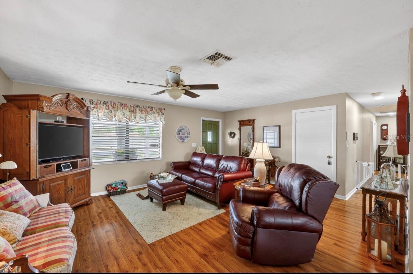 Image 5 of 27 For 2218 John Moore Road