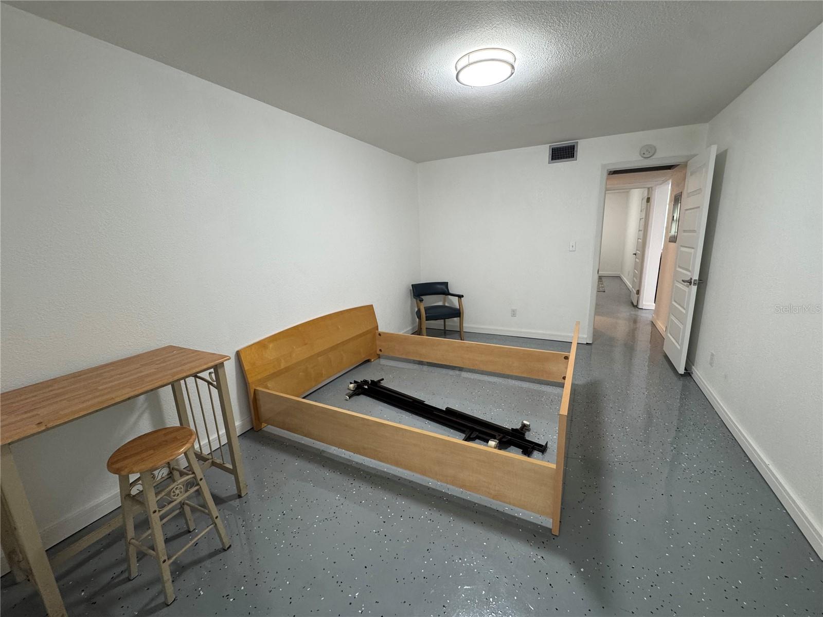 Image 11 of 21 For 5720 13th Avenue N 106b