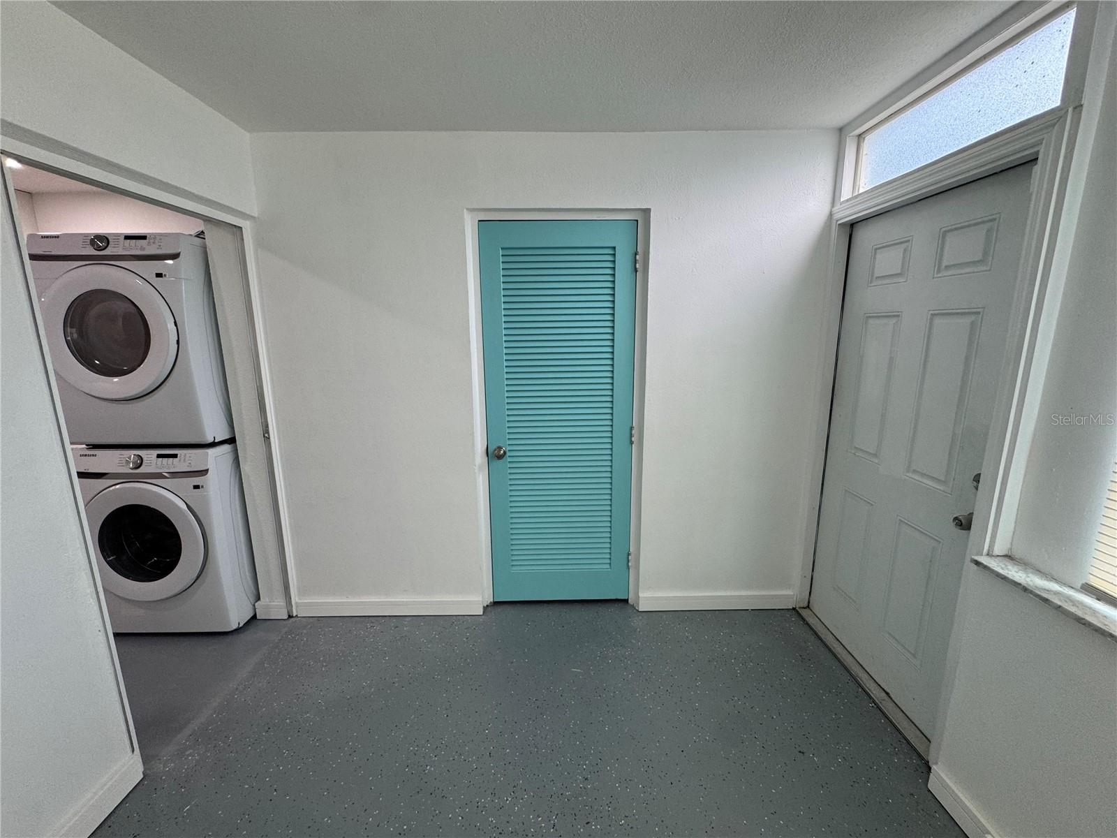 Image 17 of 21 For 5720 13th Avenue N 106b