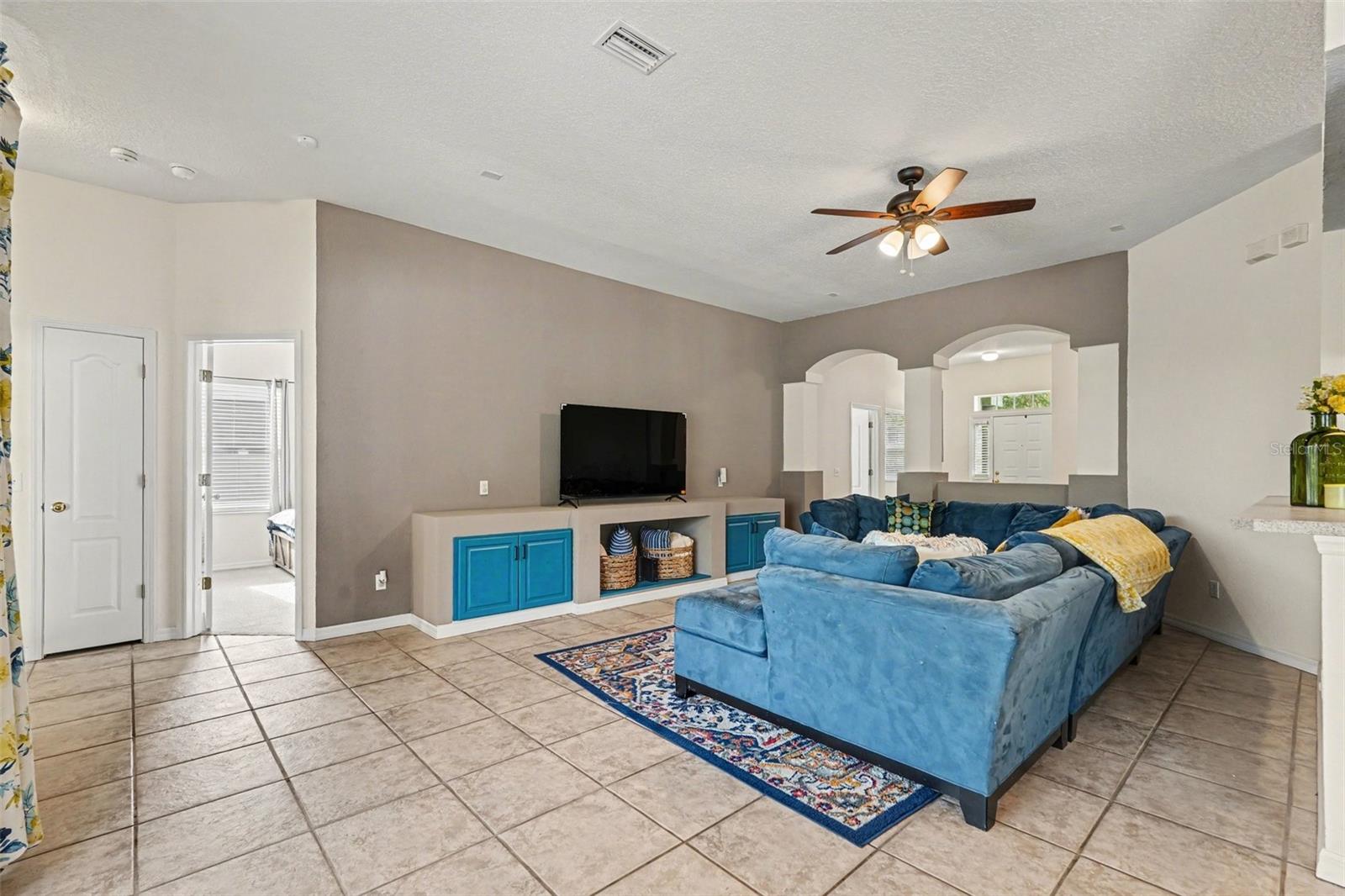 Image 10 of 31 For 9637 Wydella Street Street