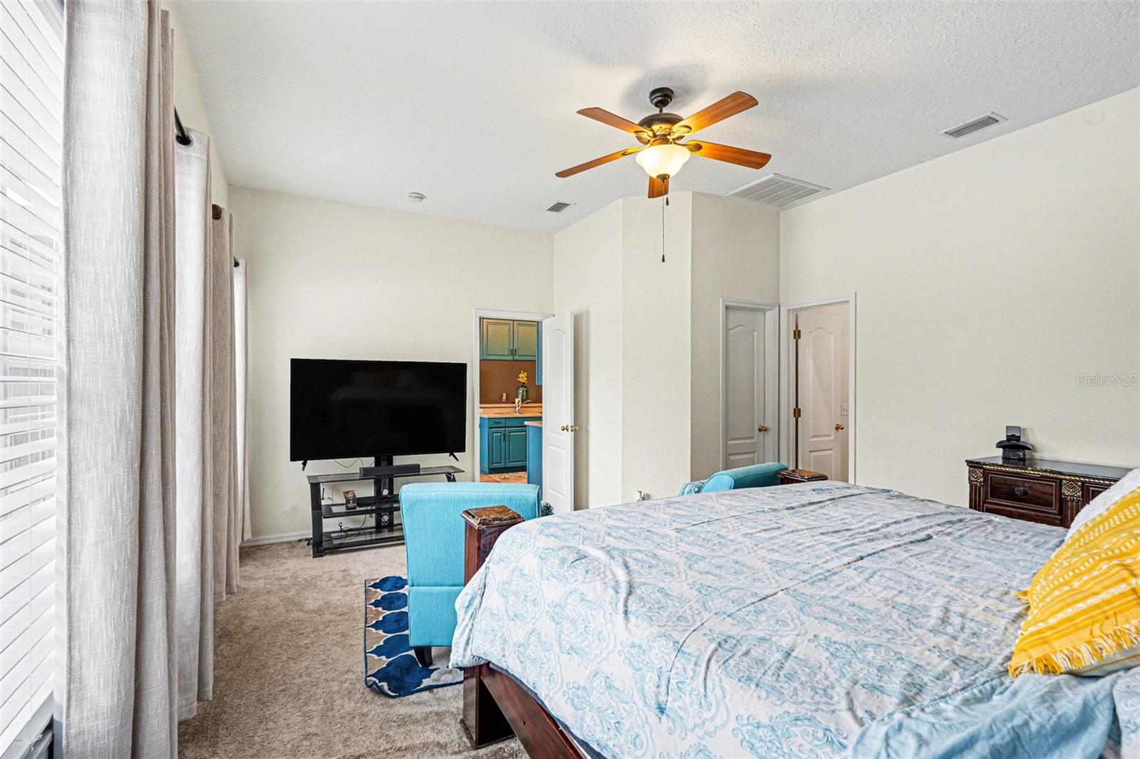 Image 18 of 31 For 9637 Wydella Street Street