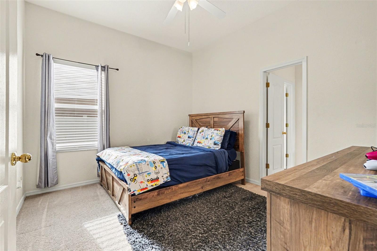 Image 19 of 31 For 9637 Wydella Street Street