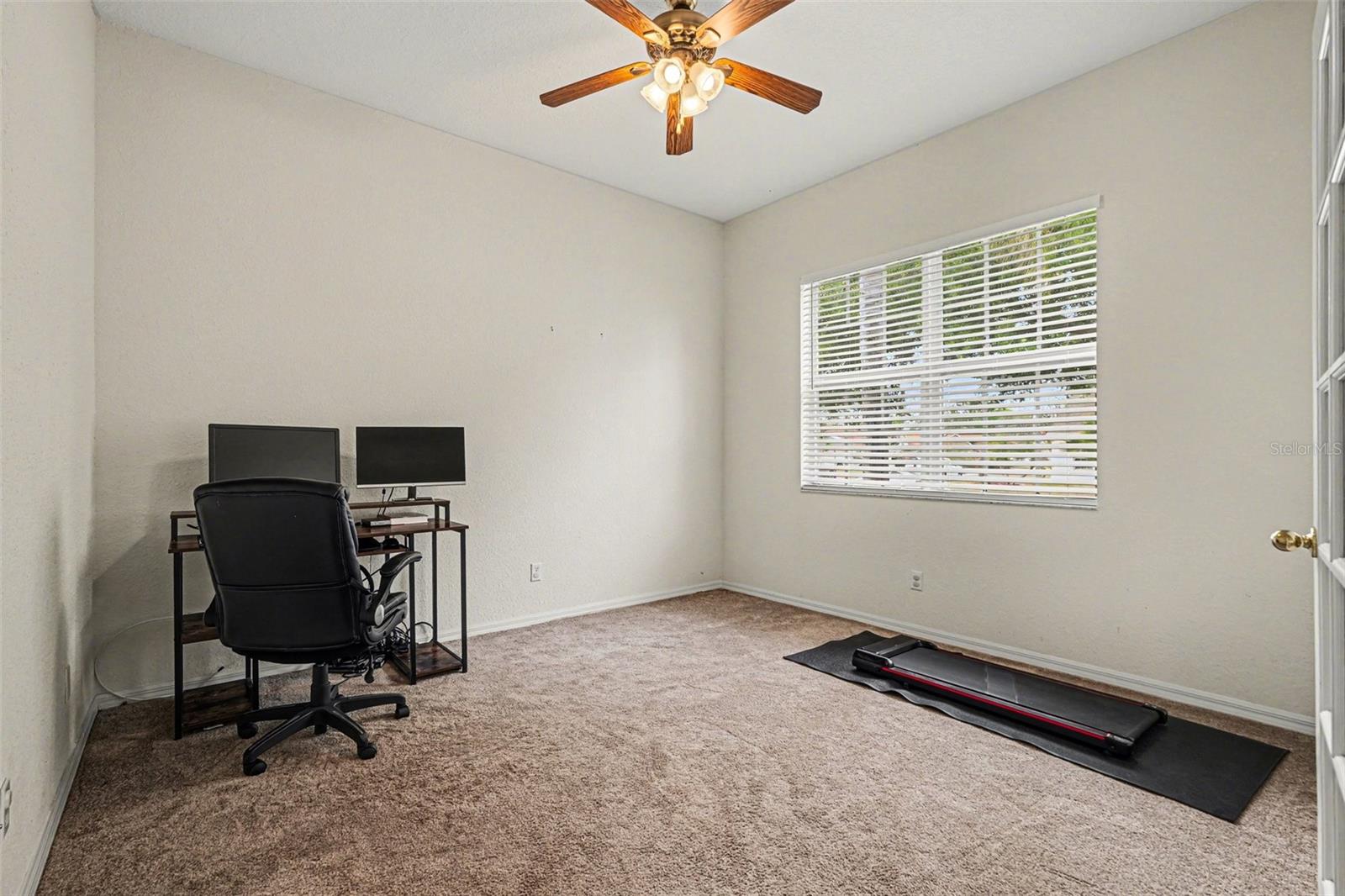 Image 21 of 31 For 9637 Wydella Street Street