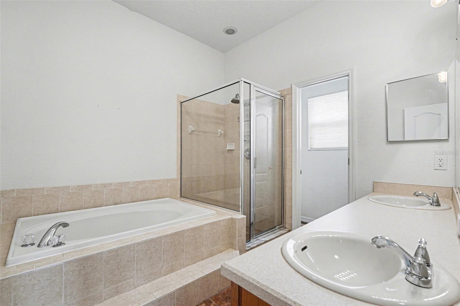 Image 22 of 31 For 9637 Wydella Street Street