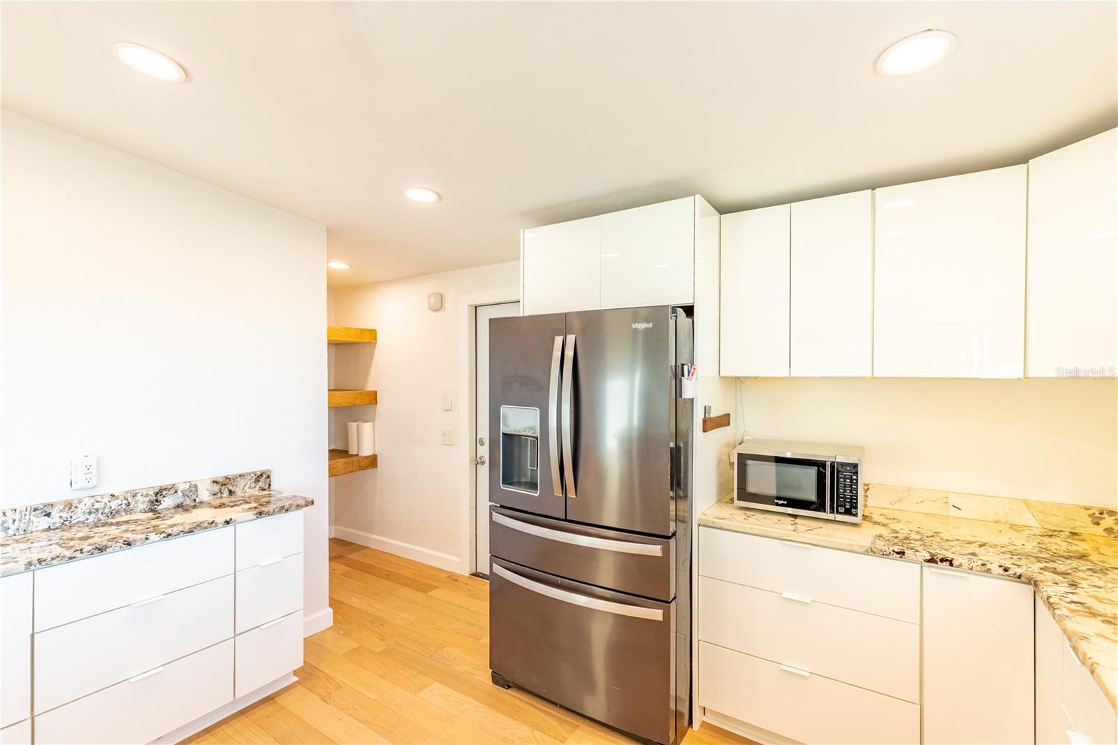 Image 13 of 25 For 2110 Alcazar Way S