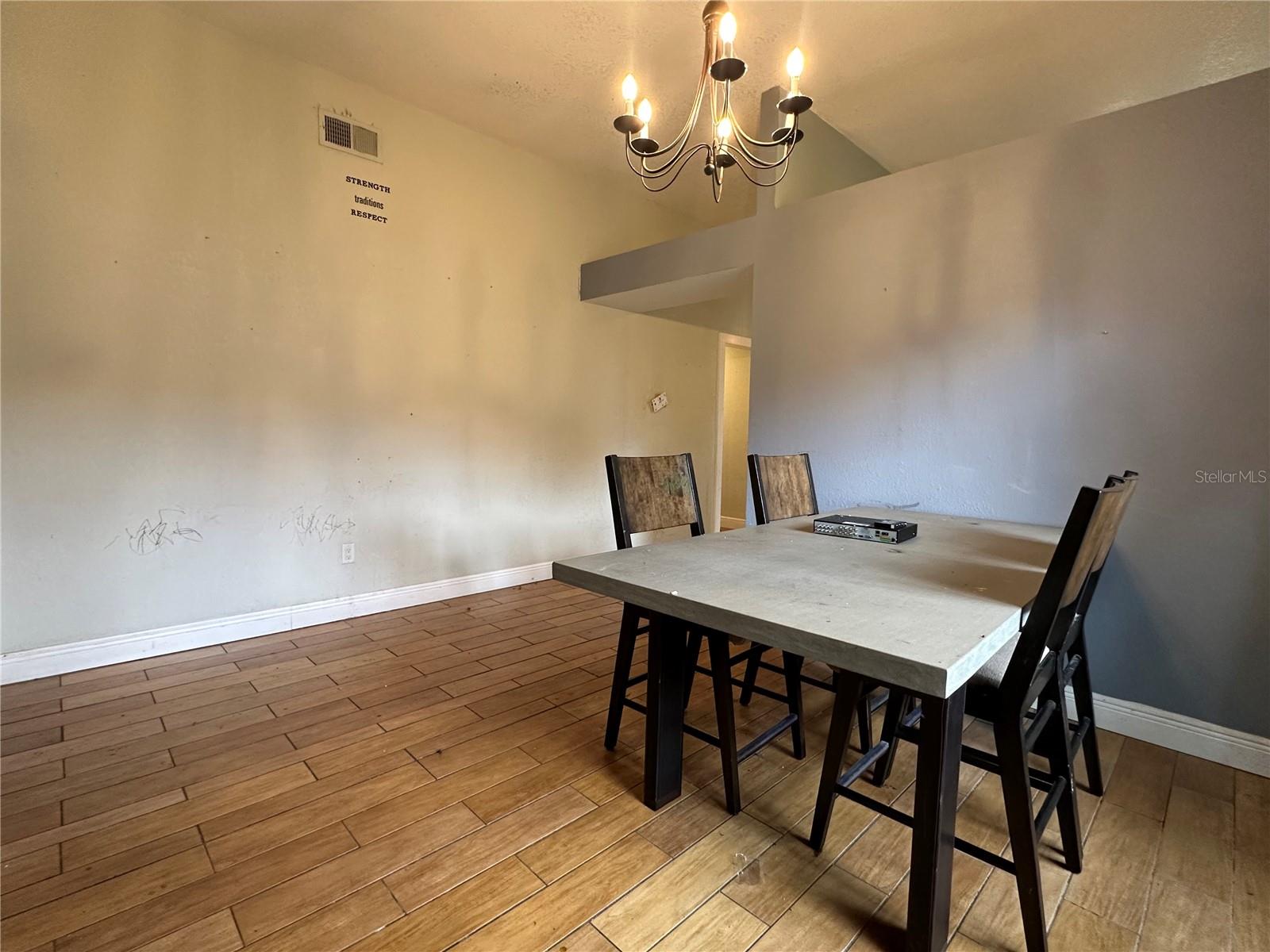 Image 10 of 30 For 1402 Shell Flower Drive