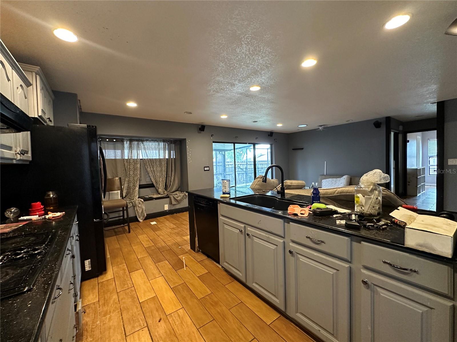 Image 11 of 30 For 1402 Shell Flower Drive