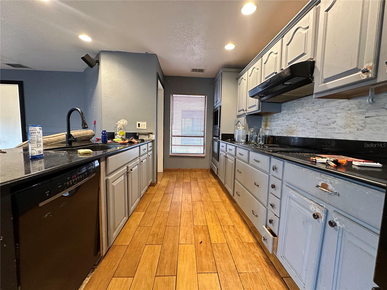 Image 13 of 30 For 1402 Shell Flower Drive