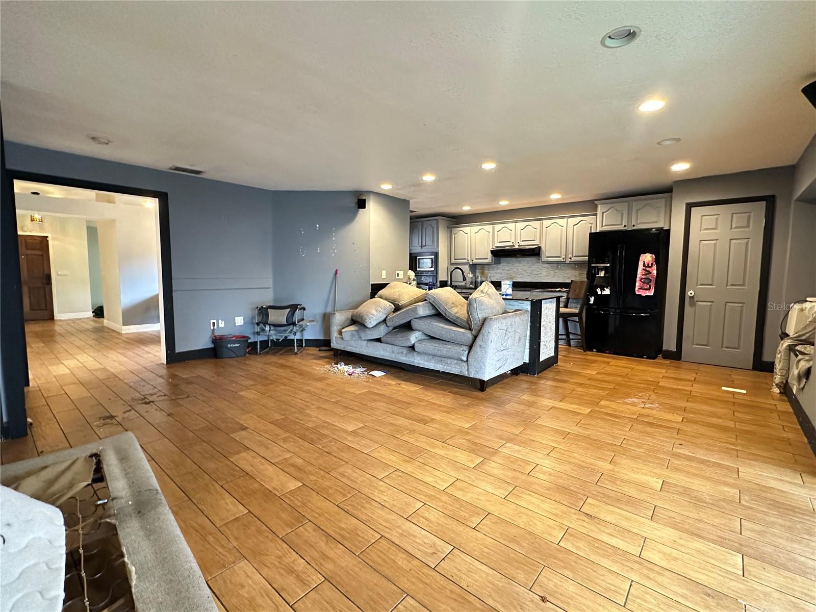 Image 15 of 30 For 1402 Shell Flower Drive