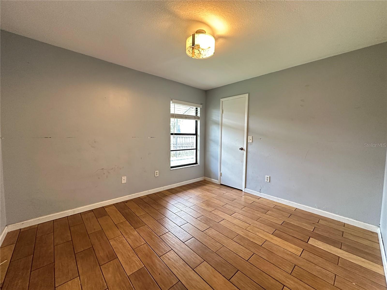 Image 23 of 30 For 1402 Shell Flower Drive