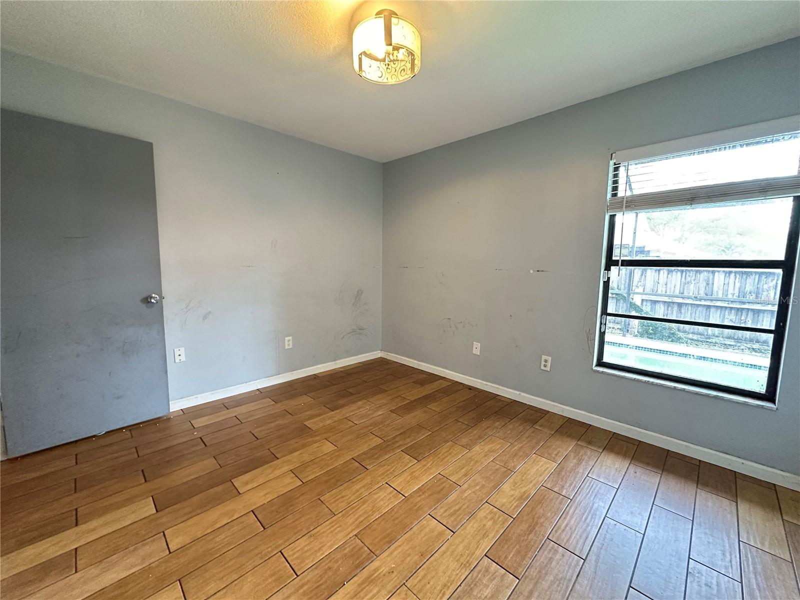 Image 25 of 30 For 1402 Shell Flower Drive