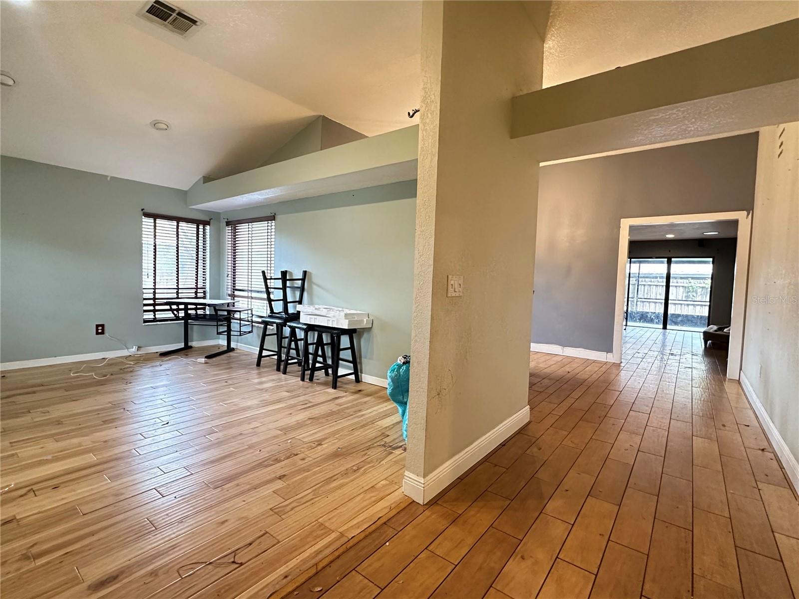 Image 5 of 30 For 1402 Shell Flower Drive