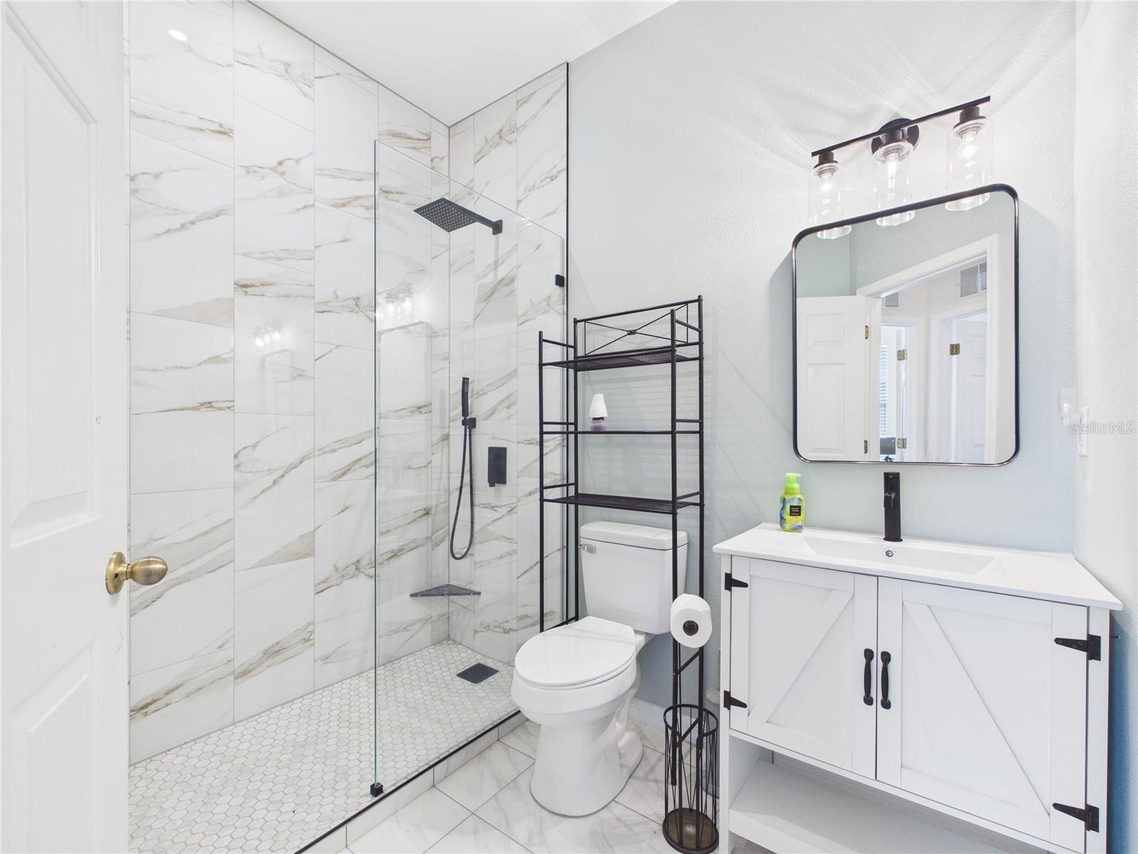 Image 18 of 52 For 17353 Lawn Orchid Loop