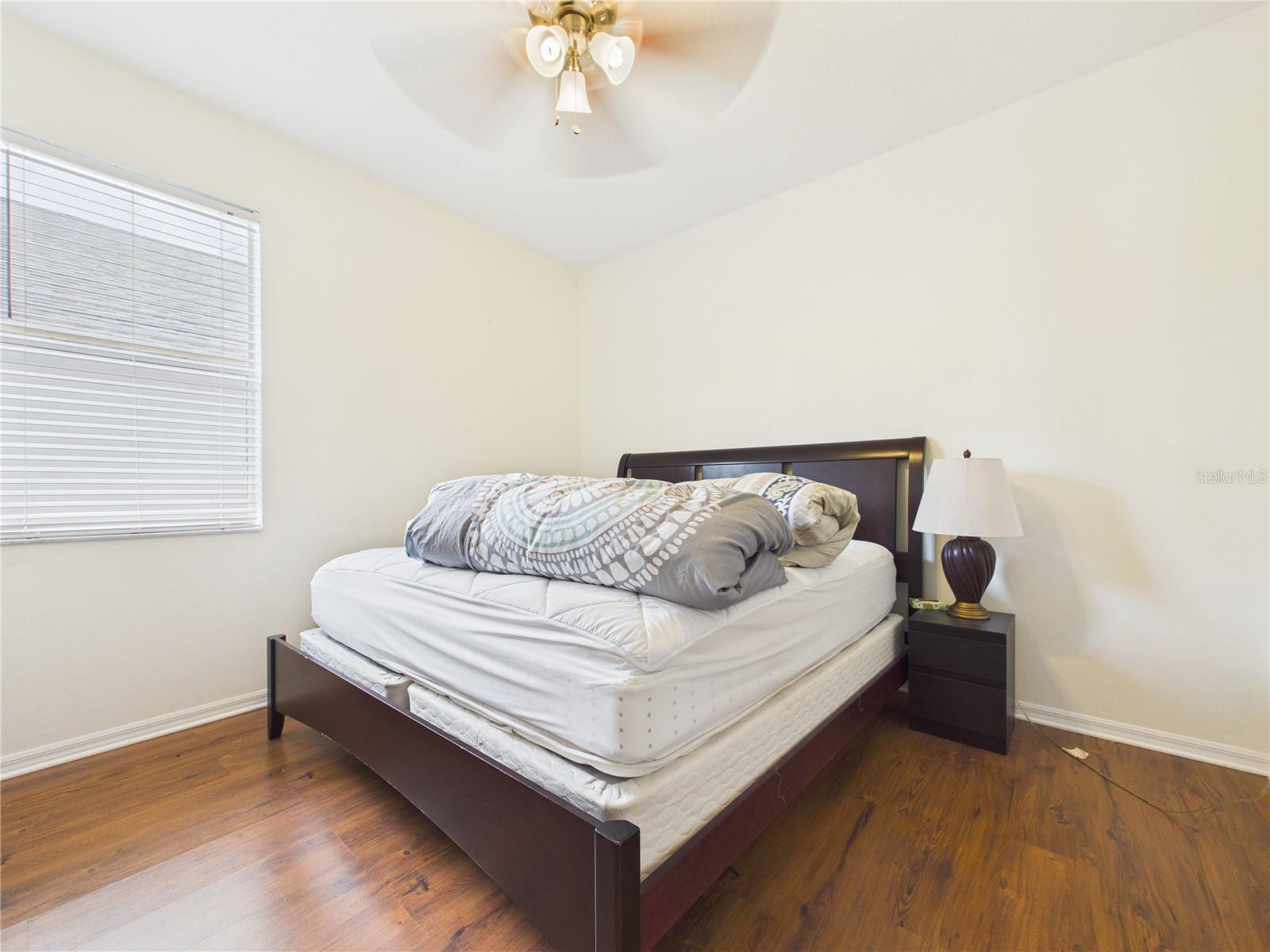 Image 32 of 52 For 17353 Lawn Orchid Loop