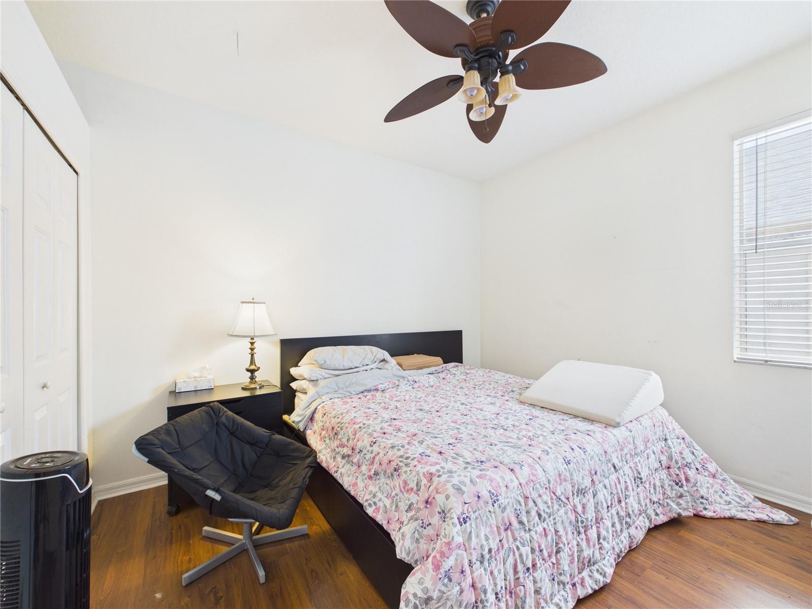 Image 34 of 52 For 17353 Lawn Orchid Loop