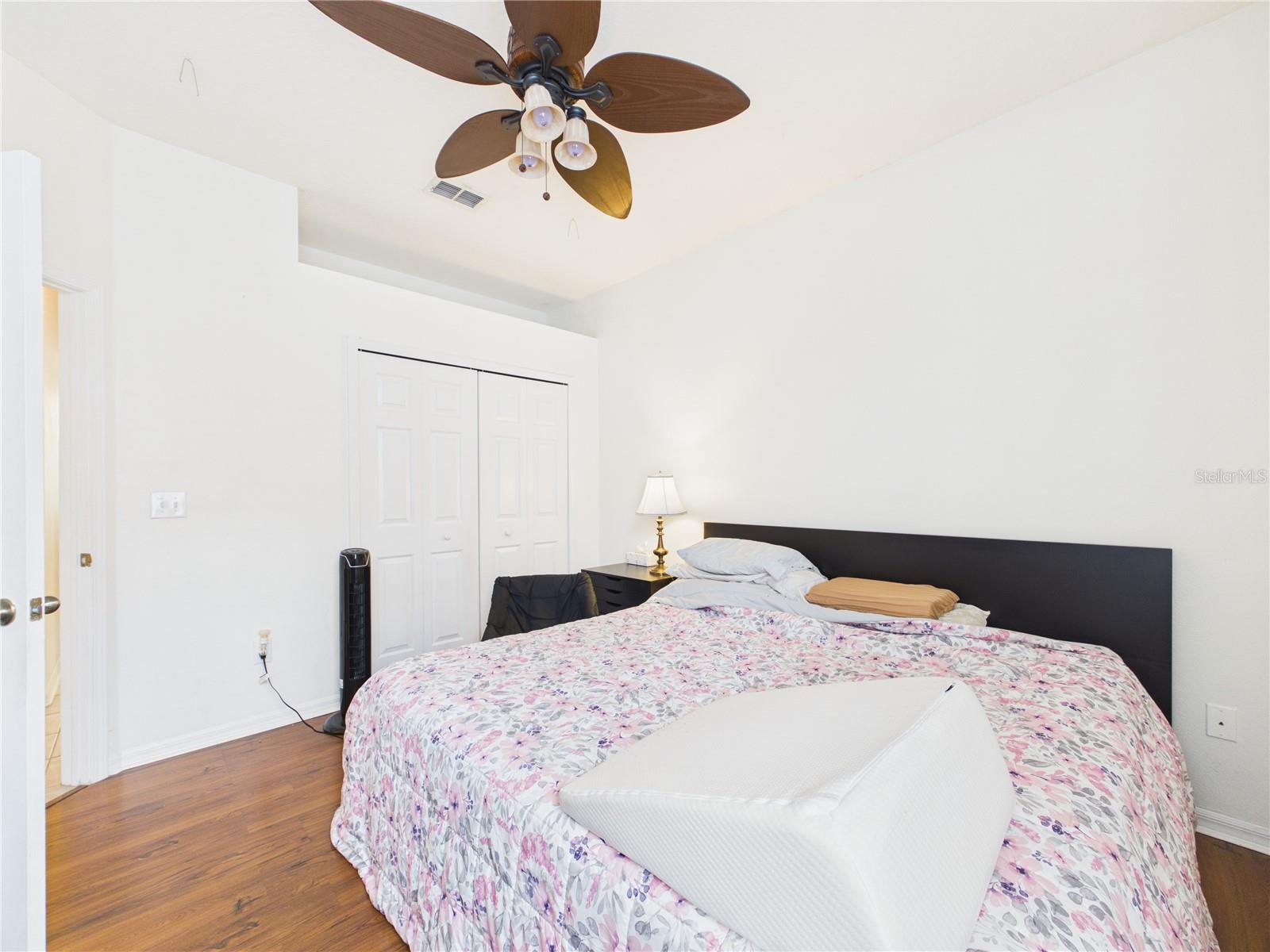 Image 35 of 52 For 17353 Lawn Orchid Loop