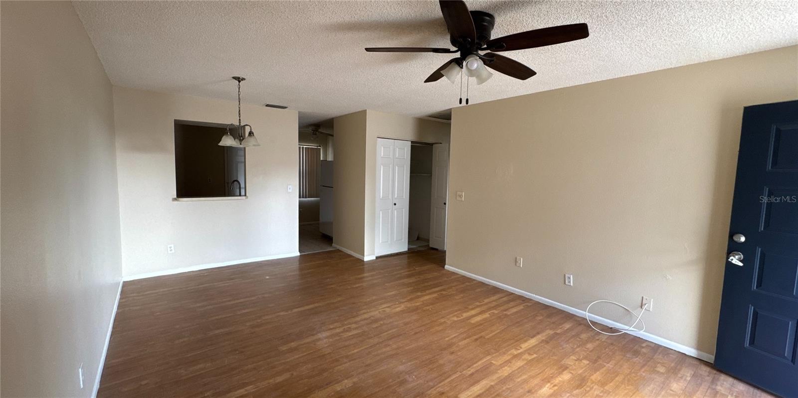 Image 5 of 21 For 12329 Park Boulevard 1