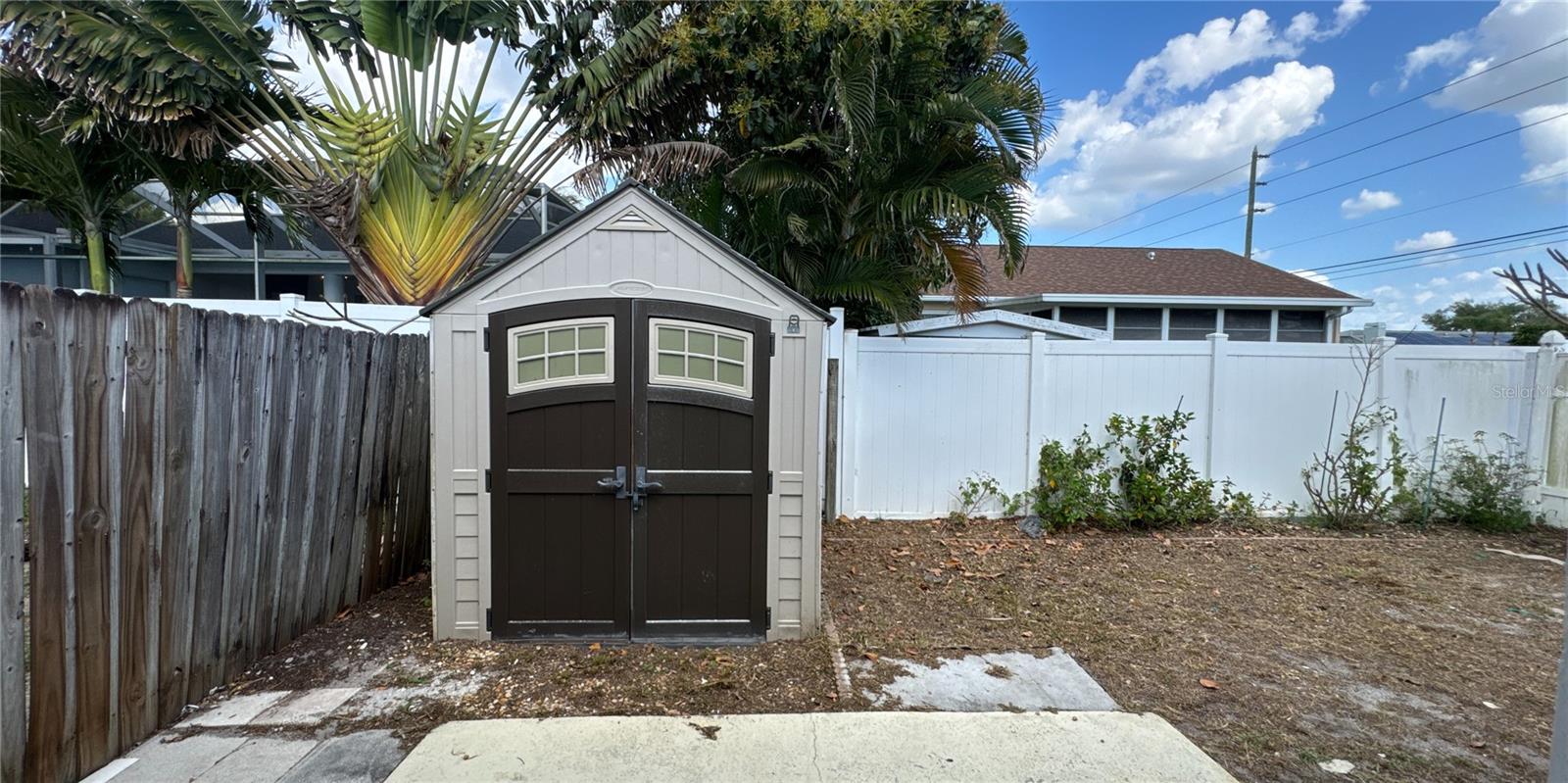 Image 6 of 21 For 12329 Park Boulevard 1