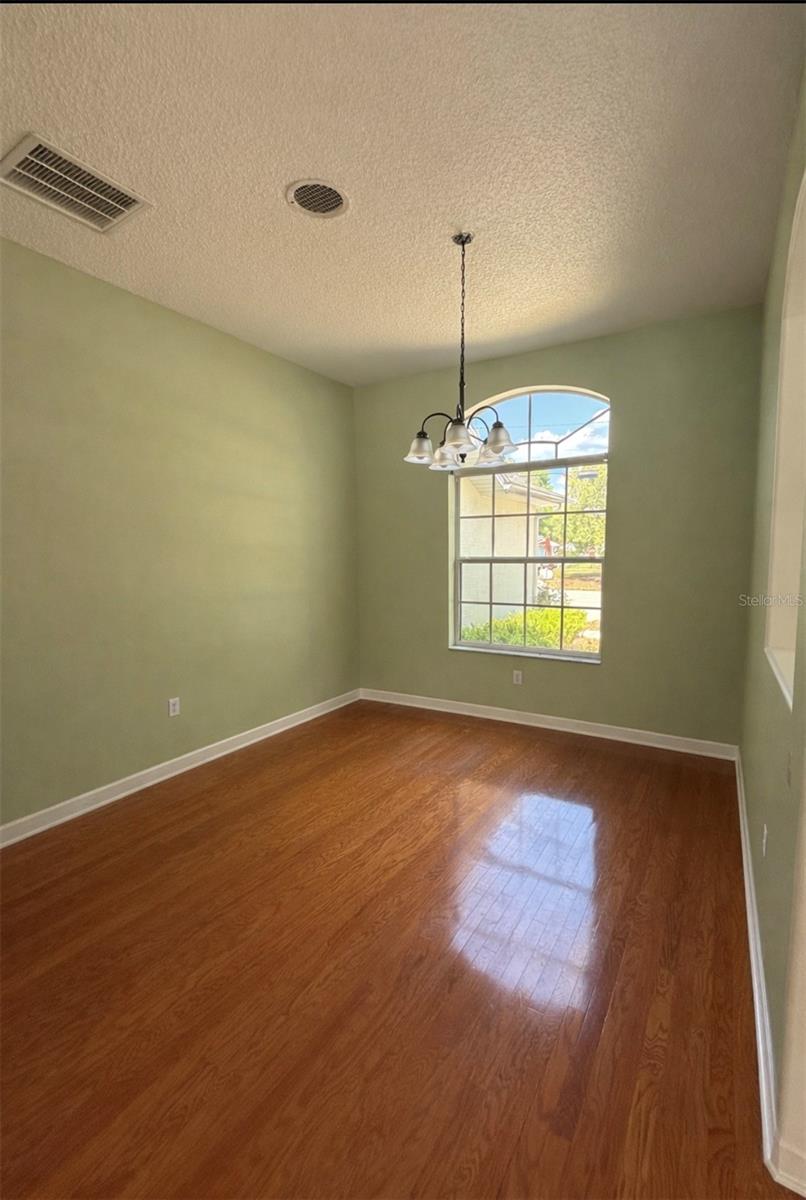 Image 8 of 20 For 9460 Hayward Road