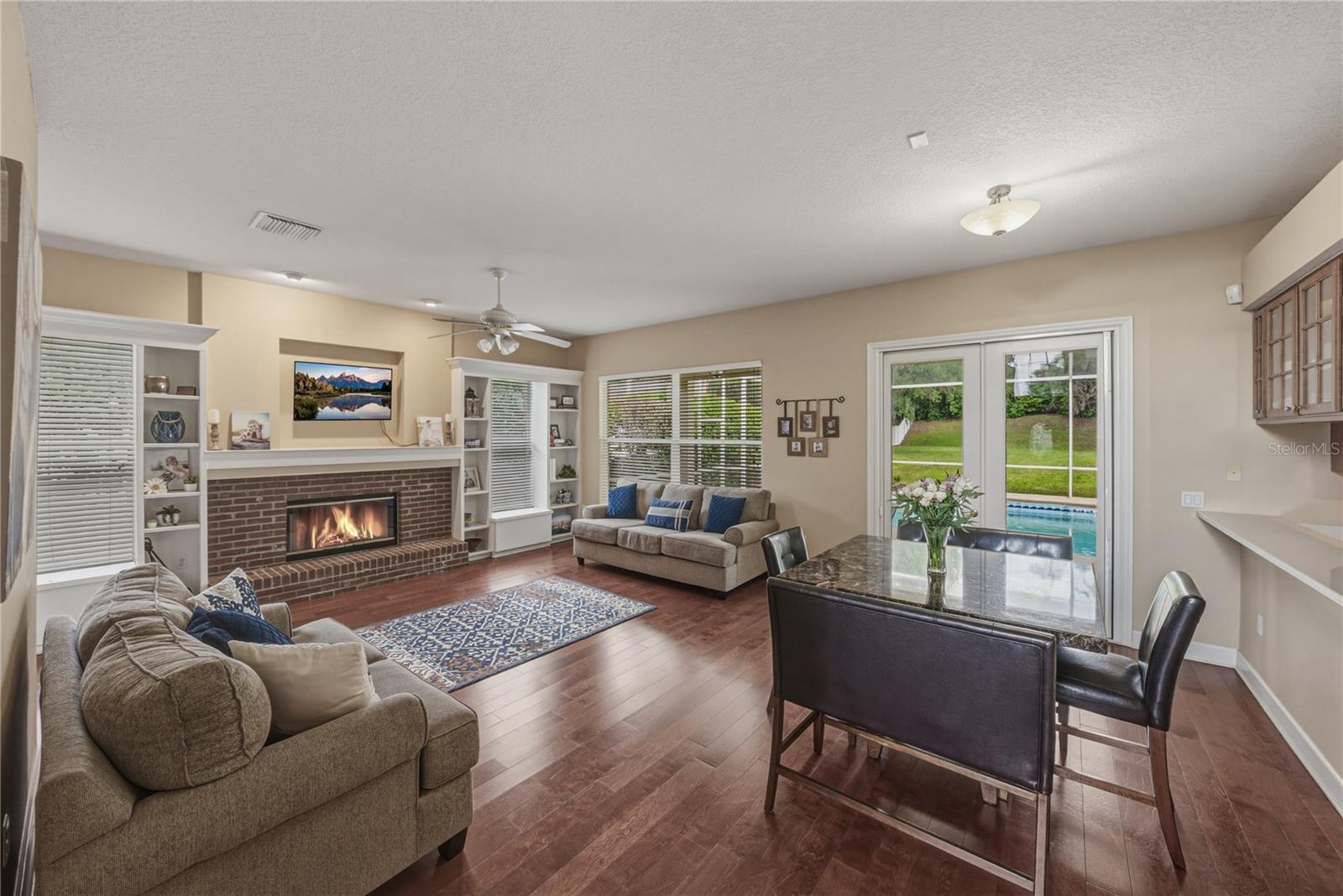 Image 17 of 86 For 5104 Whispering Leaf Trail