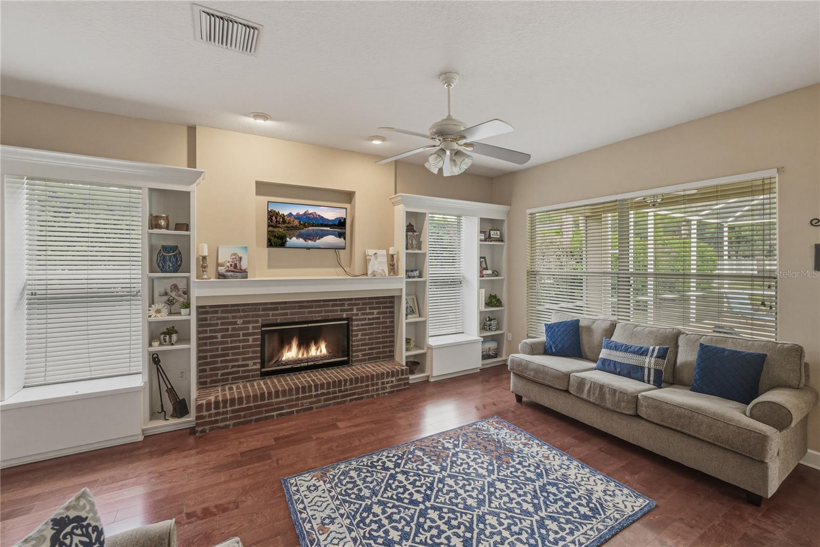 Image 19 of 86 For 5104 Whispering Leaf Trail