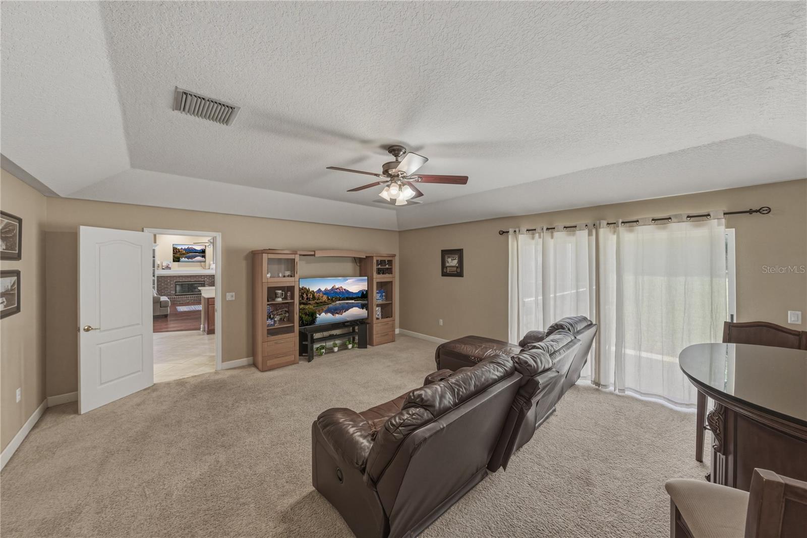 Image 31 of 86 For 5104 Whispering Leaf Trail