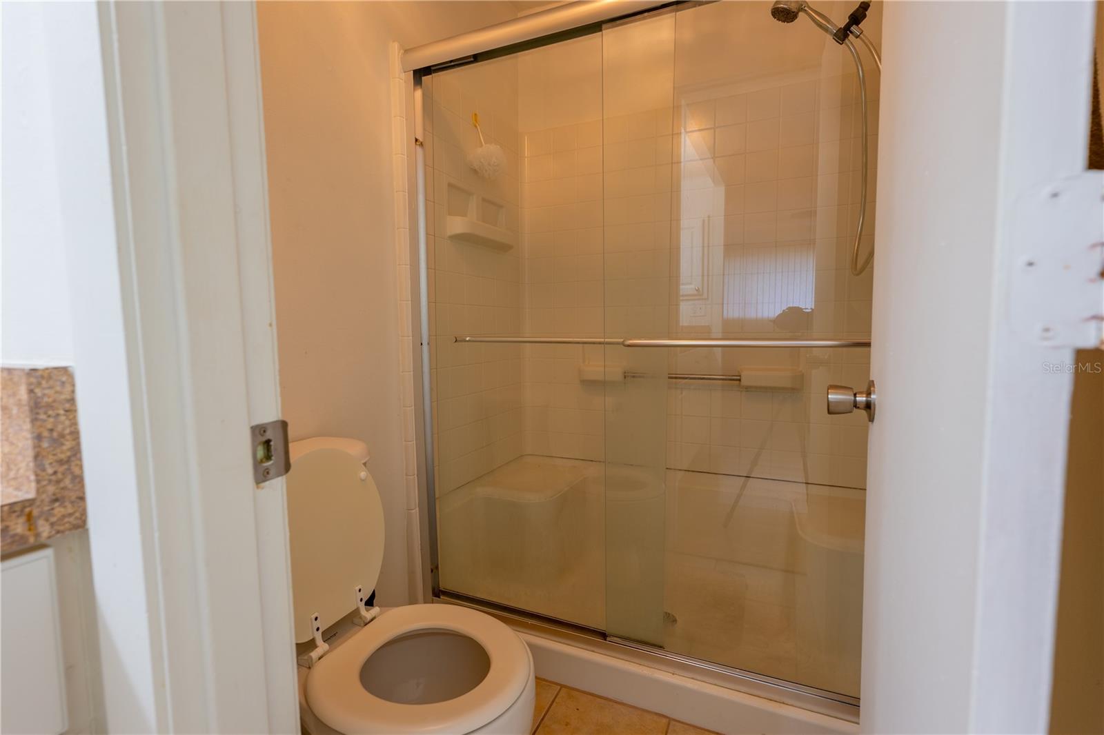 Image 20 of 29 For 6860 Whitman Court 32b