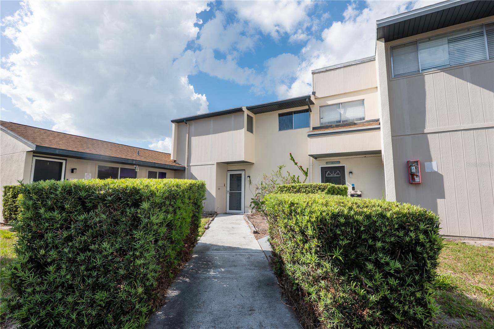 Image 3 of 29 For 6860 Whitman Court 32b