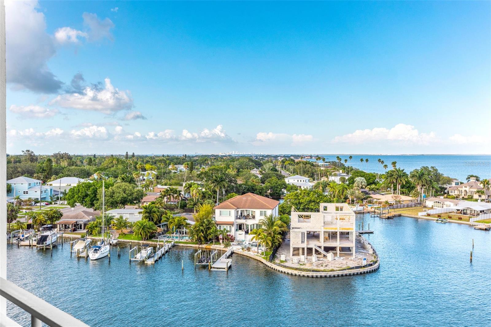 Image 22 of 42 For 1365 Snell Isle Boulevard Ne 8d