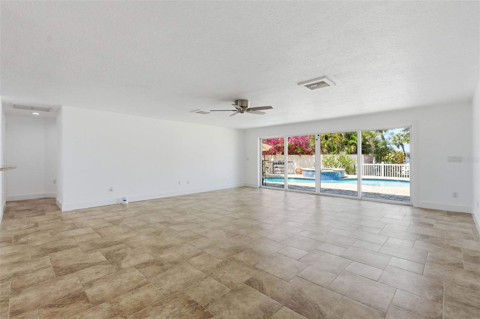 Image 34 of 52 For 711 64th Avenue