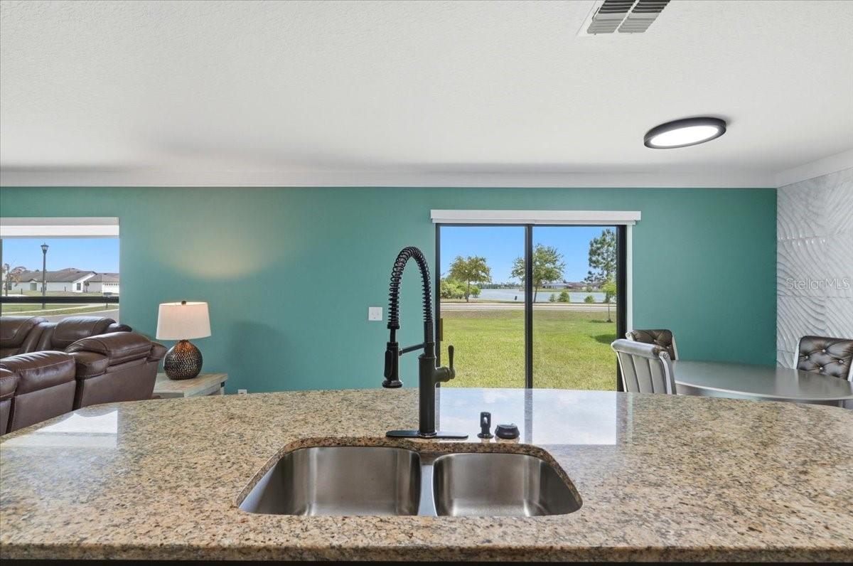 Image 15 of 41 For 6431 Como Place