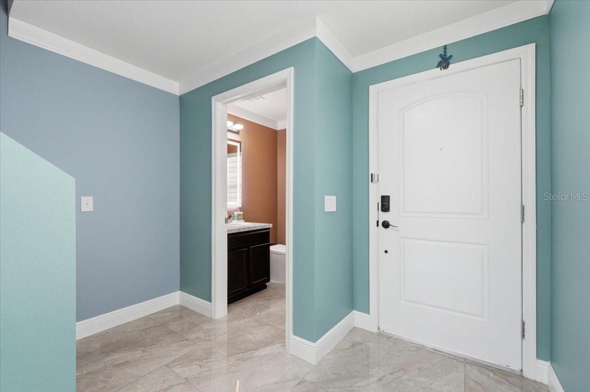 Image 31 of 41 For 6431 Como Place