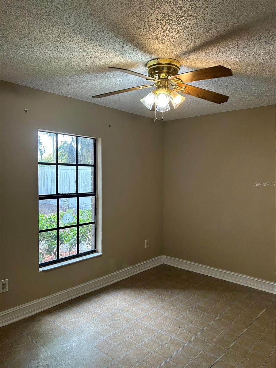 Image 10 of 20 For 21020 Voyager Boulevard 2