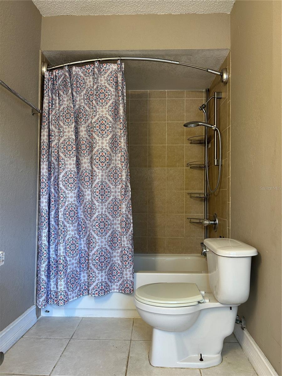 Image 15 of 20 For 21020 Voyager Boulevard 2