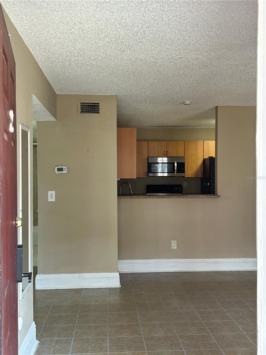 Image 3 of 20 For 21020 Voyager Boulevard 2