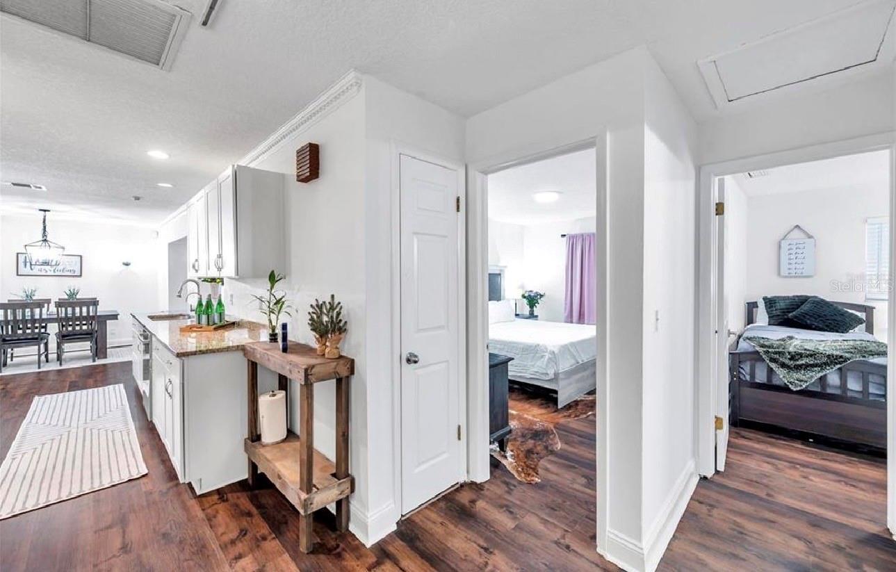 Image 14 of 34 For 2873 Sarah Drive