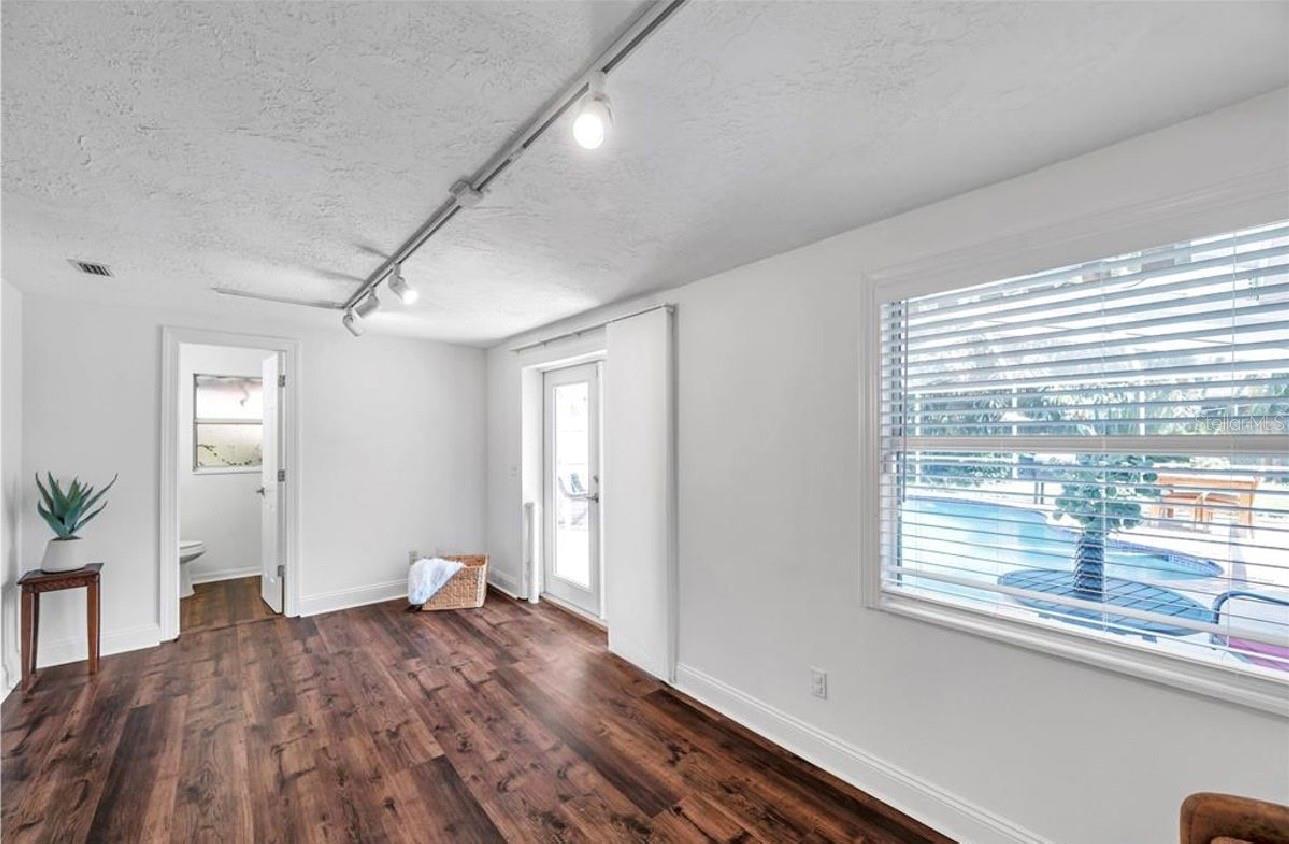 Image 26 of 34 For 2873 Sarah Drive