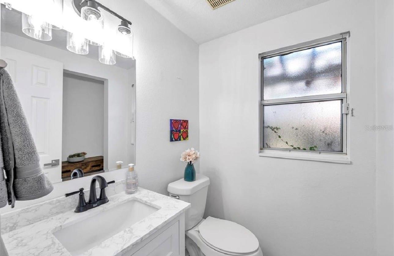 Image 27 of 34 For 2873 Sarah Drive