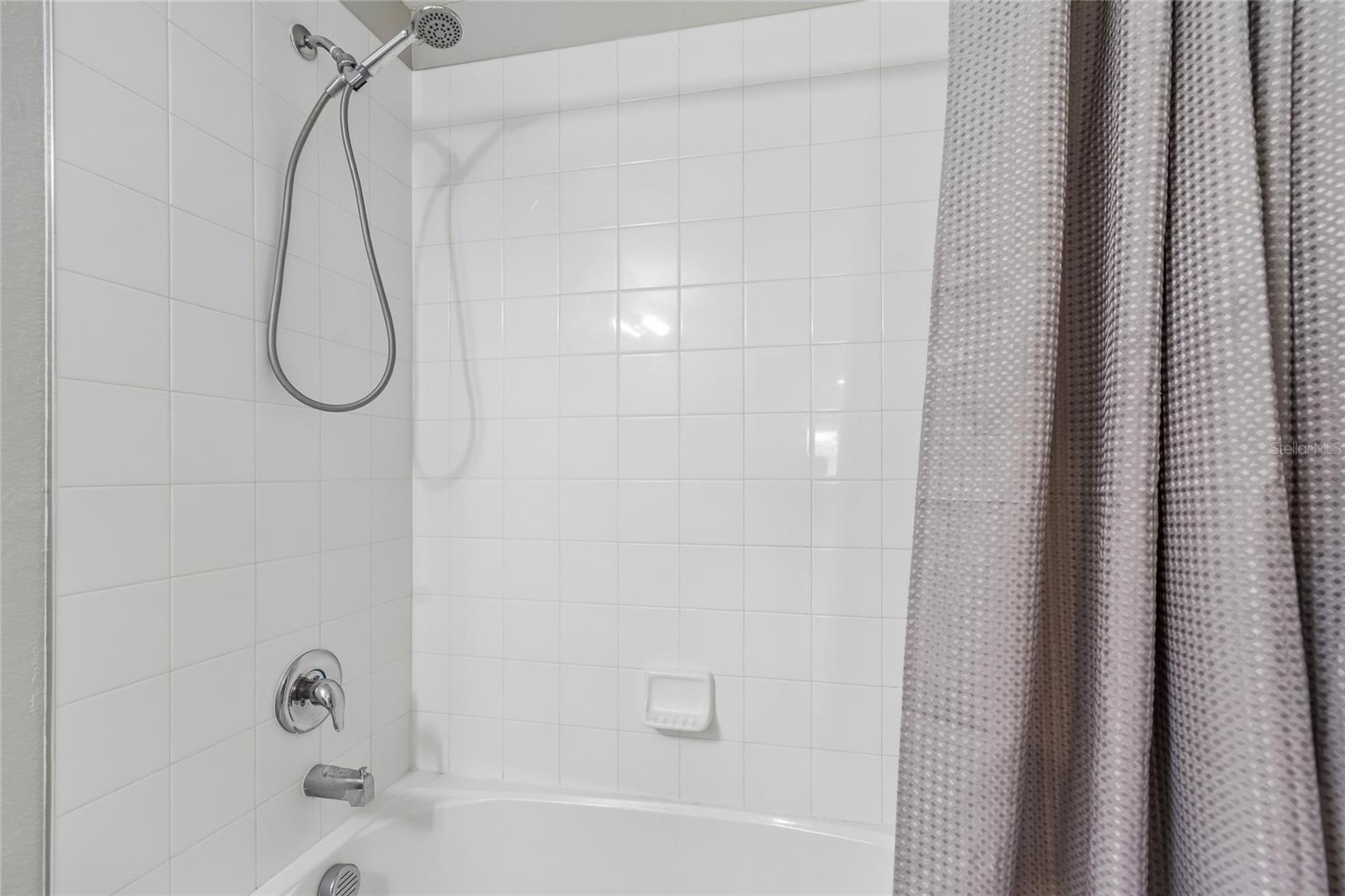 Image 27 of 51 For 8955 Shadyside Lane