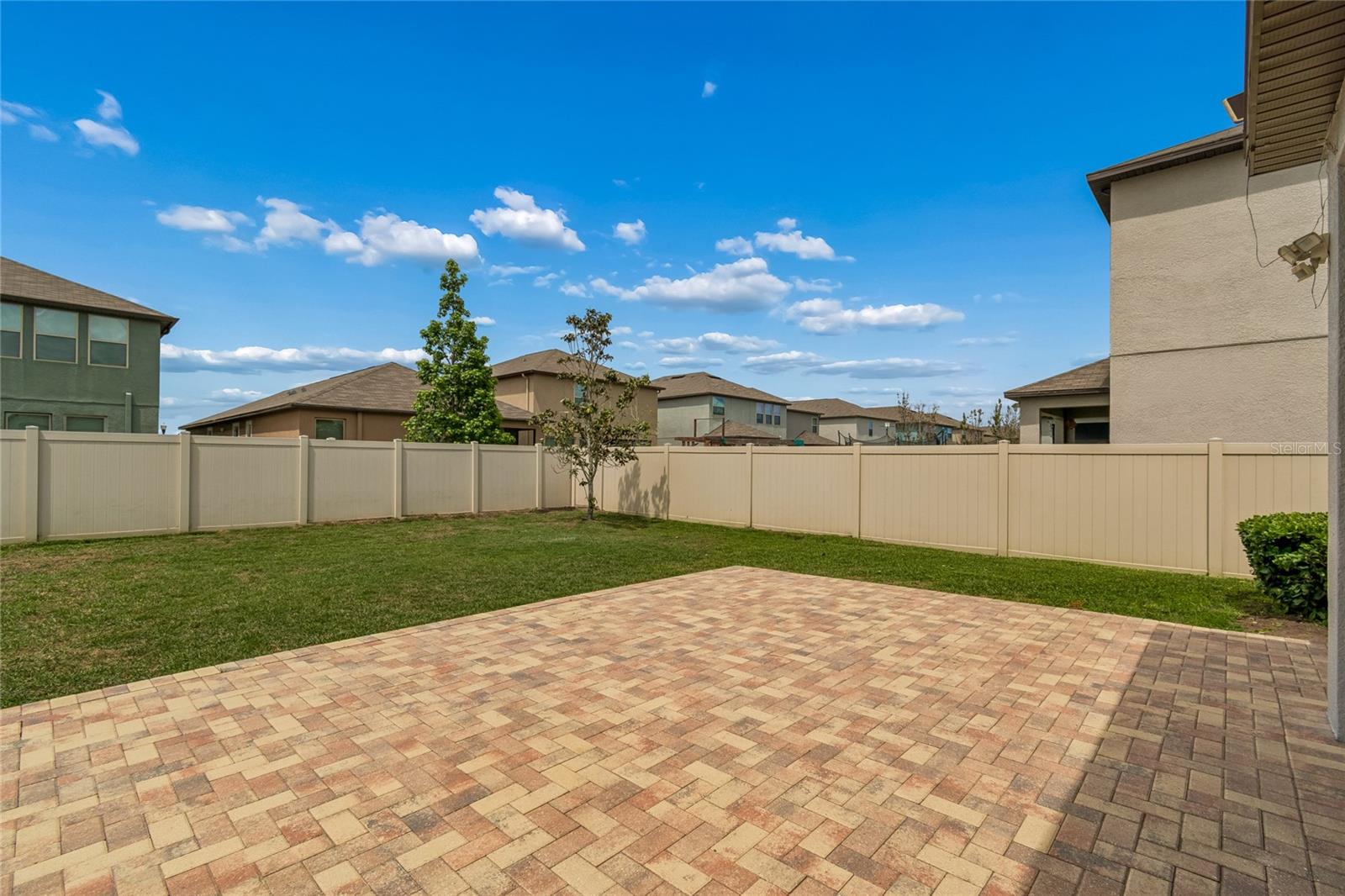 Image 34 of 51 For 8955 Shadyside Lane