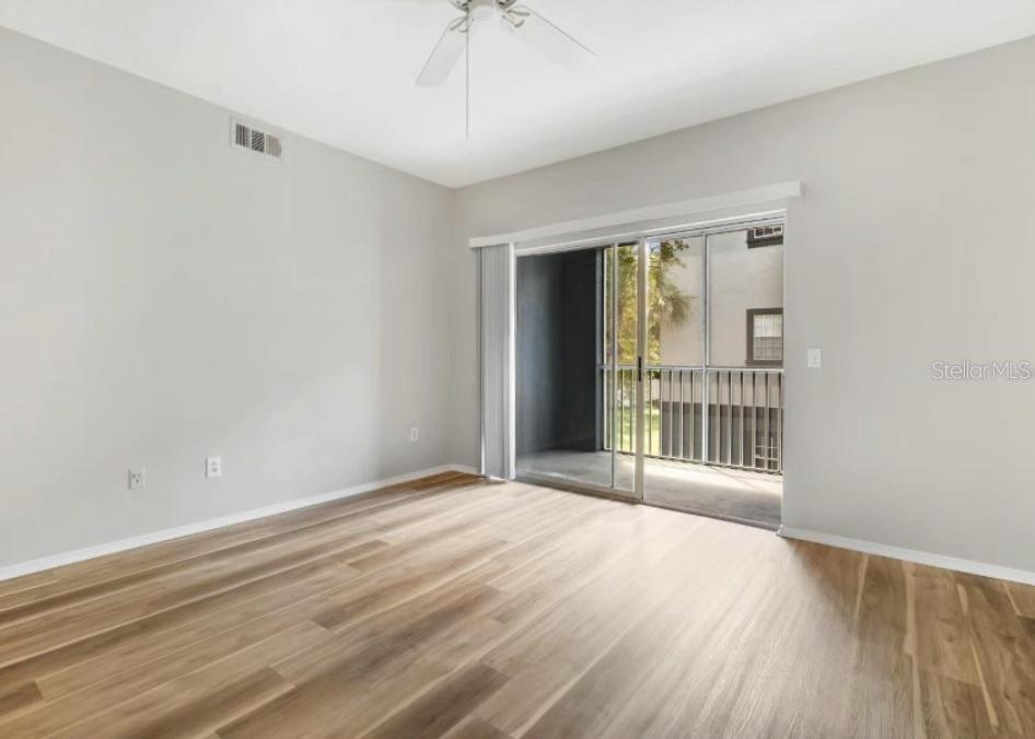 Image 5 of 9 For 13015 Sanctuary Cove Dr  204