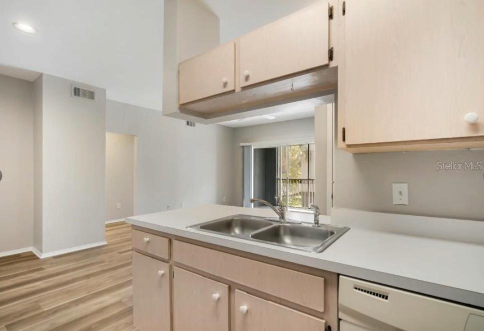 Image 9 of 9 For 13015 Sanctuary Cove Dr  204