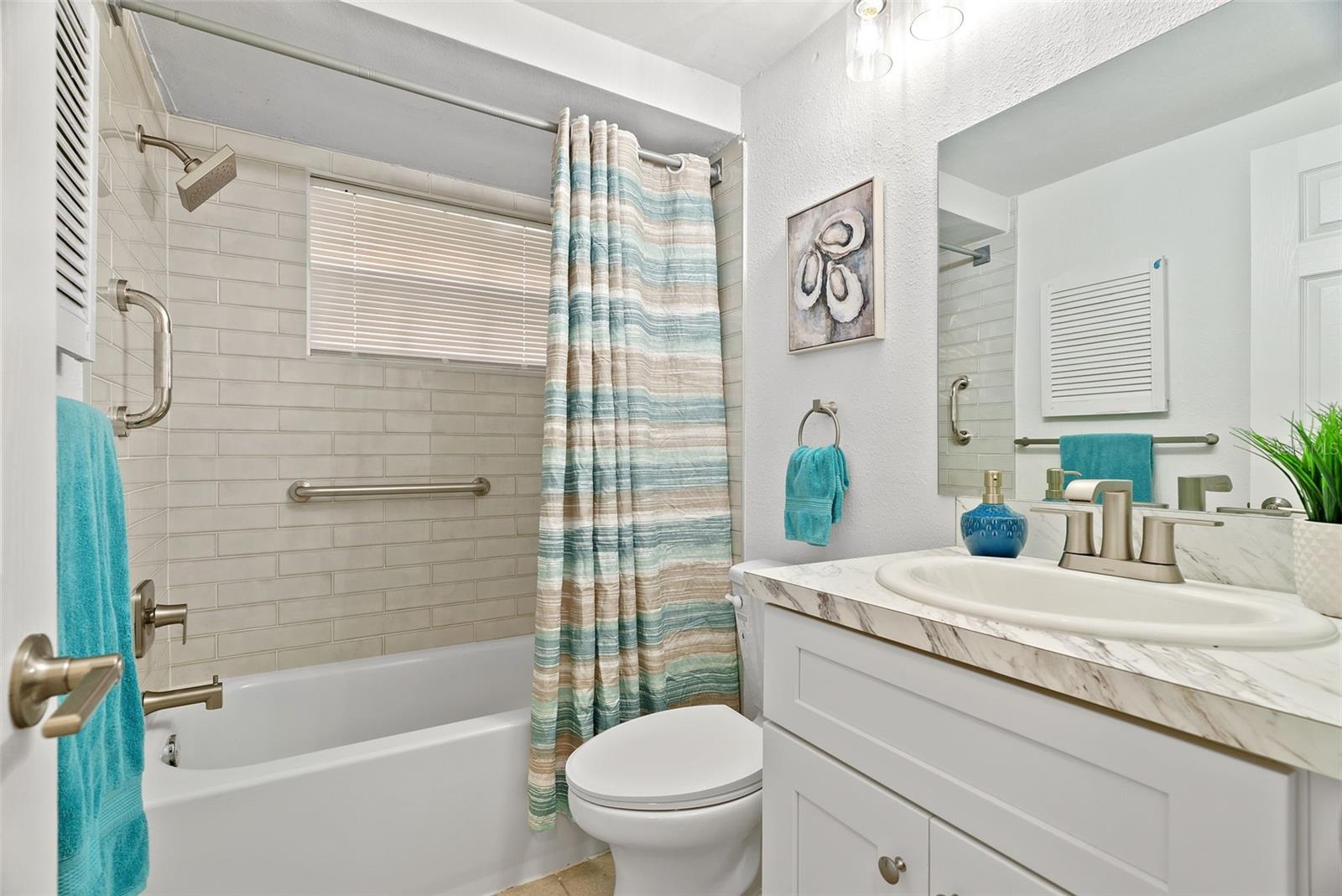 Image 25 of 47 For 4129 Stratford Drive 4129