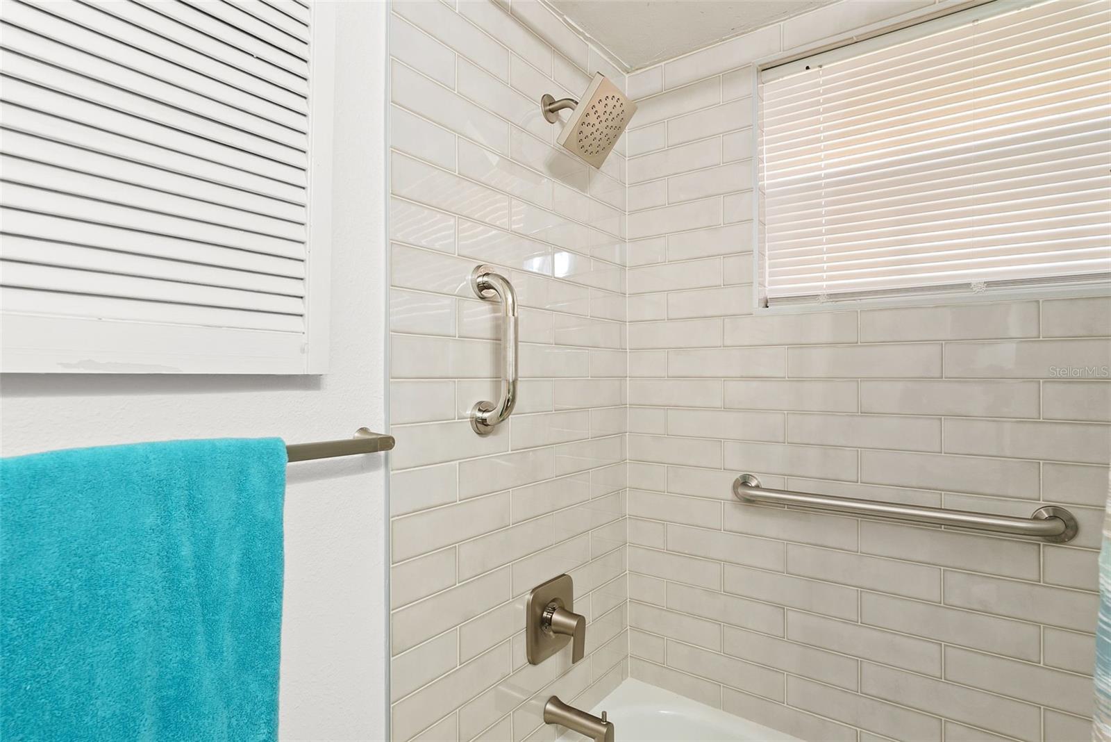 Image 26 of 47 For 4129 Stratford Drive 4129