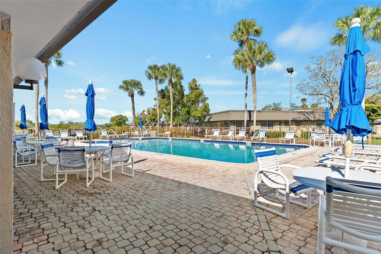 Image 40 of 47 For 4129 Stratford Drive 4129