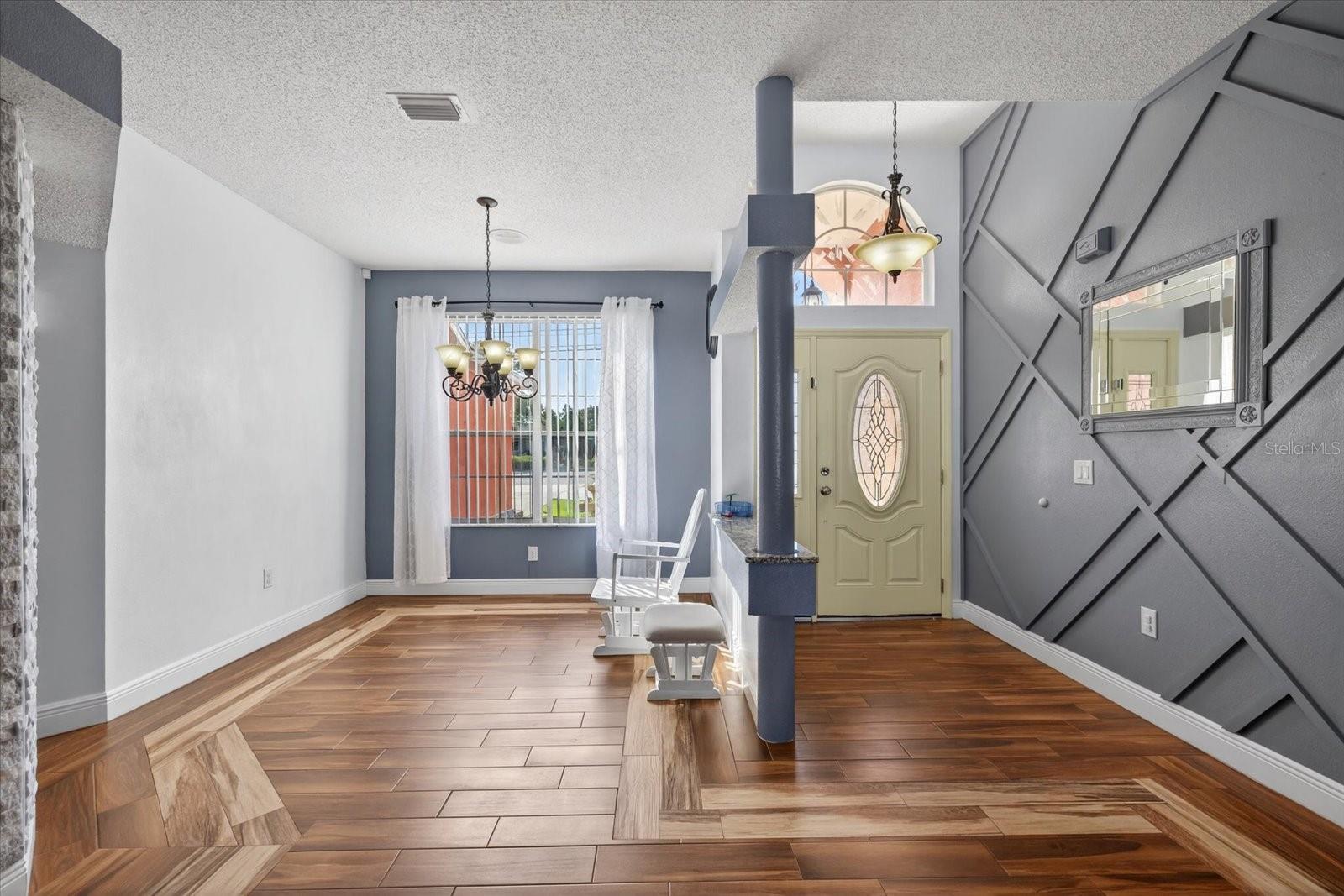 Image 11 of 54 For 4613 Mariner Boulevard